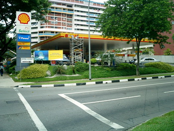 Dobner Metalldecken in Tankstellen in Singapore